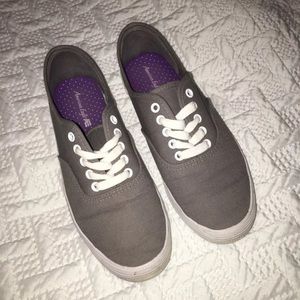 American Eagle Gray Sneakers